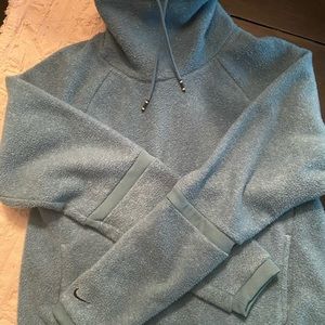 Nike Fleece Cropped Seeatshirt